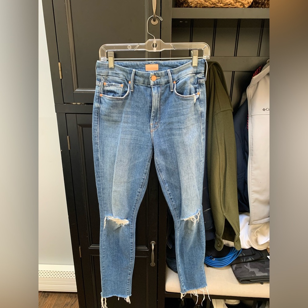 MOTHER The Looker Ankle Fray Distressed jeans size 26